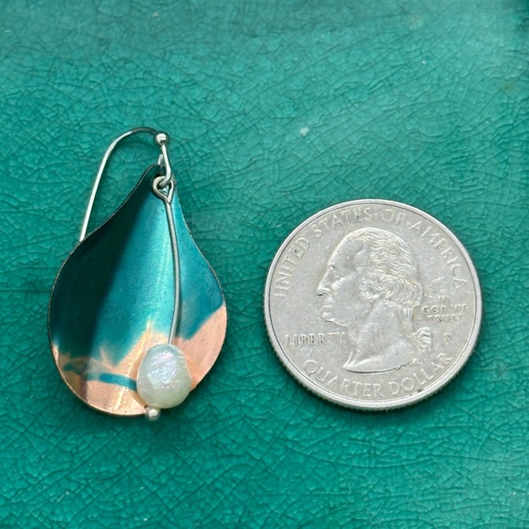 Be unique! Cool teal and copper earrings - Picture 4 of 4